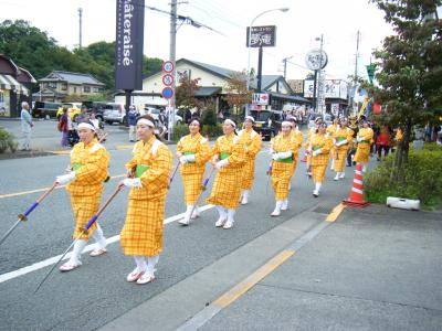 高尾へｻｲｸﾘﾝｸﾞ　北条氏照祭