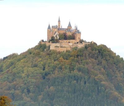団塊夫婦のヨーロッパ絶景の旅・2016秋ー「天空の城」ホーエンツォレルン城を見下ろす山へ