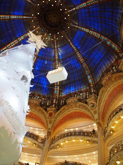 2016秋　Paris&London -1- 出発～パリのプチホテルCAUMARTIN OPERA Paris・クリスマス仕様のラファイエットへ