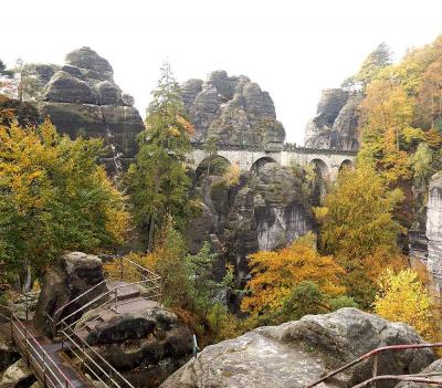 団塊夫婦のヨーロッパ紅葉を巡る旅(2016ハイライト）ー奇岩と紅葉のコラボ・絶景のザクセンスイスへ