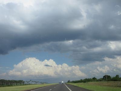 会社を飛び出して来た姪っ子ちゃんに見送られながら、サンパウロを目指そう！