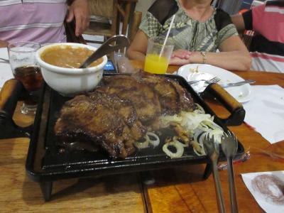 鉄板焼きがプロモーションと言うので