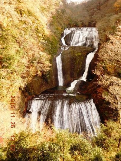 日本三大名瀑「袋田の滝」の晩秋