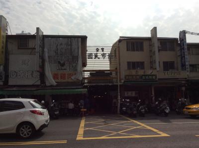 高雄でくいだおれ