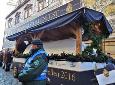 ドイツ　エルツ山地のクリスマスとシュトレン祭【5】（ドレスデン ‐シュトレン祭‐）