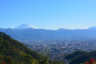 秋の甲斐路の旅　①　諏訪湖～昇仙峡～武田神社～フルーツパーク富士屋ホテル～河口湖畔