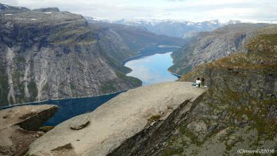 絶叫！絶景！恐怖と感動のノルウェーフィヨルド「トロルの舌」