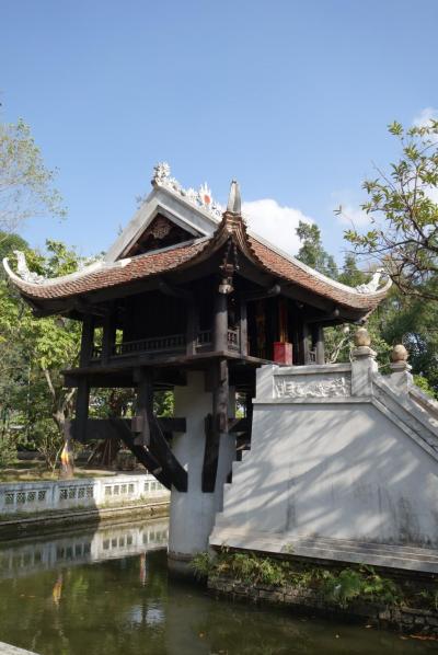 20161212 ハノイ ご近所？散歩。市場見物 → 文廟 → 一柱寺、と、その界隈