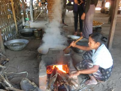 開発前の民主化ミャンマーを見たい！　＃４　ミャンマーでの朝ごはんは麺料理に限る！　＠バガン Part 3 ＋ ポッパ山