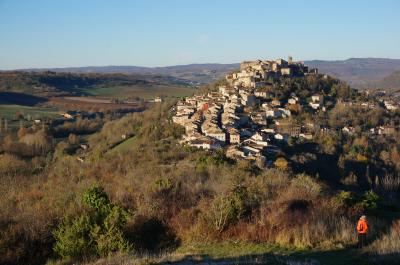 ミディーピレーネ　美しい村々　コルドシュルシェル、アルビ編
