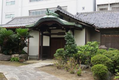 2015秋、大光寺と妙道寺(13/20)：妙瑞山・大光寺：パゴダ風の本堂、庫裏、井上士朗句碑