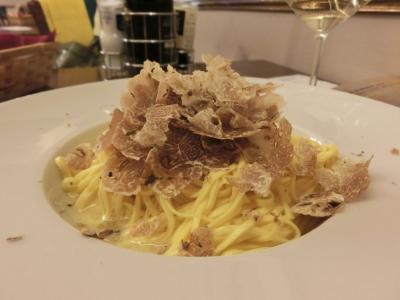 イタリア弾丸旅行：トリュフの里「アルバ」でまさに旬の『白トリュフ』を食す！