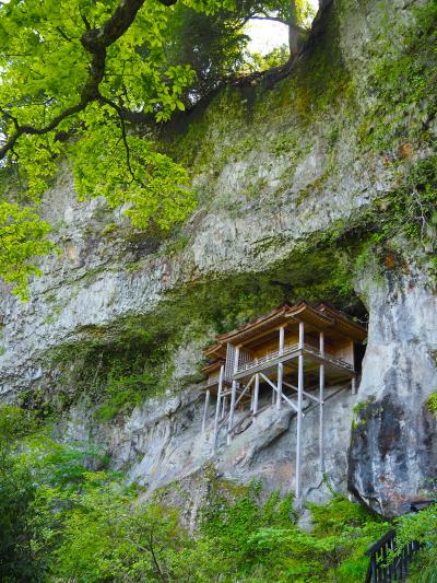 三徳山　投入堂