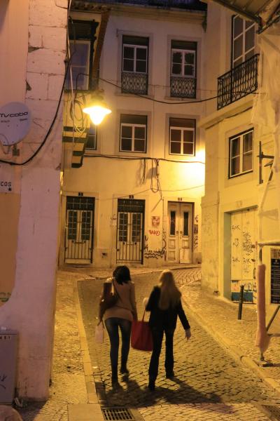 レンタカーで巡る、年末年始のポルトガル〈１３－１〉　～出発＆早朝のロシオ駅周辺散策～