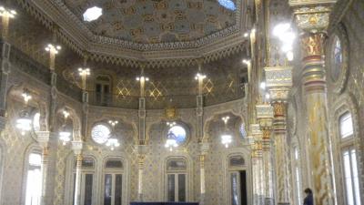 還暦夫婦17日間フランスポルトガル年越しの旅（その6）ポルトの年越し花火、ボルサ宮とファドを聴く