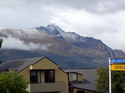 NZ2週間ドライブD10 : 4 seasons in one day クイーンズタウンからワナカへ