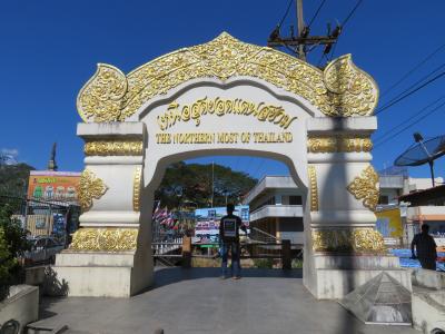 タイ　「行った所・見た所」　メーサイのミャンマーとの国境付近を歩きました