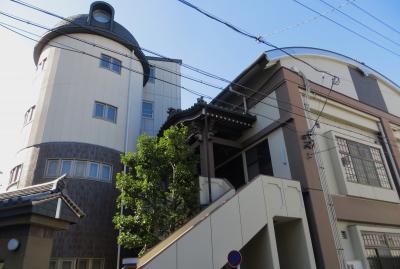 2015秋、その他十三箇寺(9/13)：海上山・潮音寺:山門、灯台のような本堂、海上山扁額