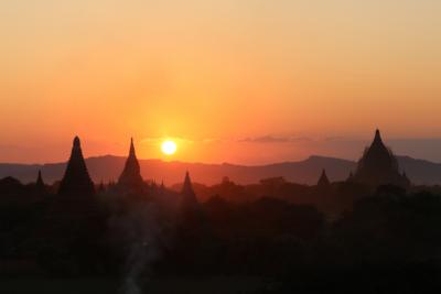 ミャンマー再訪の旅（８）～バガン２　ダマヤンヂー寺院、スラマニ寺院、シュエサンドー・パヤー～