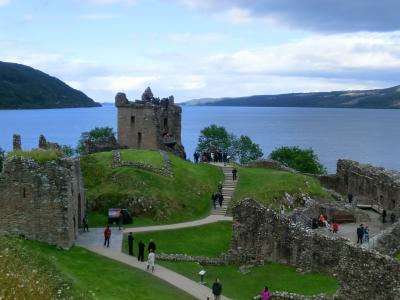 スコットランドの古城を車で巡る旅（４）アーカート城＆アイリーン・ドナン城