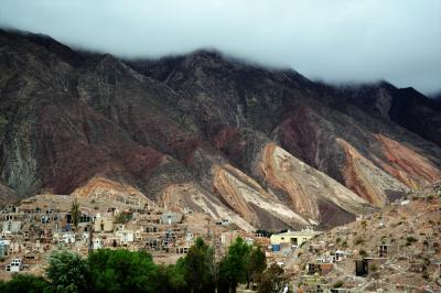 乾いた大地の奇跡を、９　　ウマワカ街道をゆく 