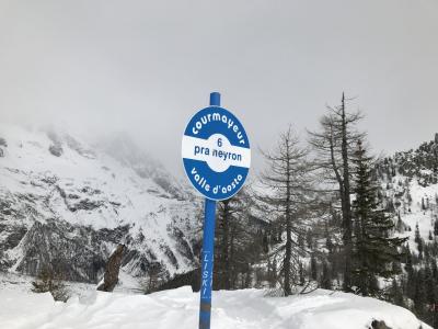 Courmayeur ski in Italy