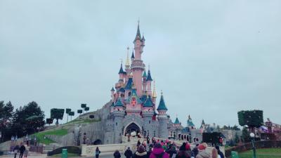 パリ ディズニーランド