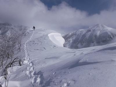 冬季限定の獅子ヶ鼻山へ　たんばらスキー場～鹿俣山から