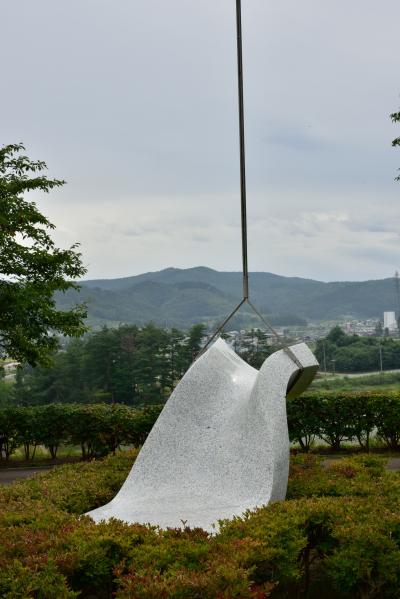 蔵のまち増田　日帰りバスツアー　その１　秋田県立近代美術館で、あきた犬みてきました。