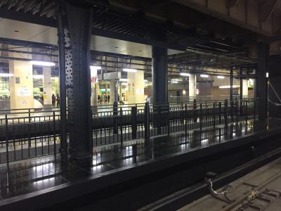 上野駅、新たな旅立ちの 13.5 番線-