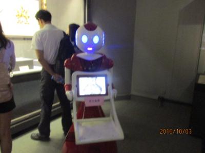 モラエスの故地を訪ねて（７５）博物館の中のロボット。