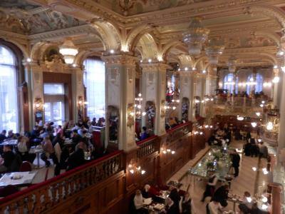 ハンガリー・ブダペストで世界一豪華なカフェ、ニューヨークカフェを楽しむ。世界一美しいマクドナルドだけじゃ無い！