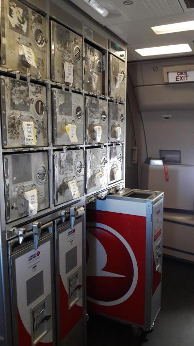 ハンガリー・ブダペストは鉄ちゃんにもお勧め！世界遺産の地下鉄1号線、フォアグラなどのお土産を色々購入し、トルコ航空（ターキッシュエアーライン）で帰国！