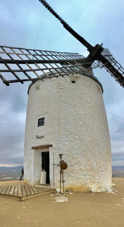 ドンキホーテ(Don Quijote)の舞台のラマンチャ地方をたずねる ドンキホーテ(Don Quijote)の舞台のラマンチャ地方をたずねる