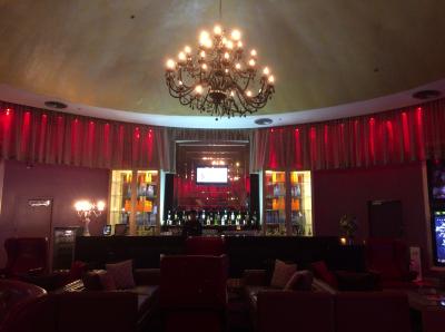 2016年12月 バンコク出張記 NRT-PEK-BKK-HND (中国国際航空・ビジネスクラス) ん~やっぱり中華系エアーはダメだね。。。。。 傷心のままピンクガネーシャ・VIP映画館に行った編