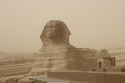 ギザからピラミッドめぐり　