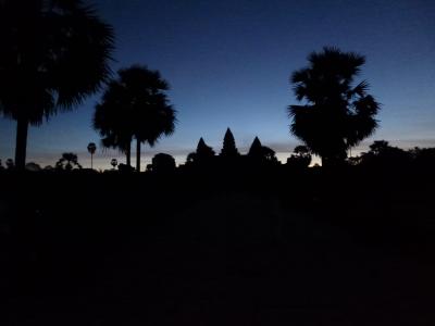 タイ-ラオス-カンボジア-ベトナムの弾丸周遊の旅 2/3:アンコールワットの日の出は最高!!