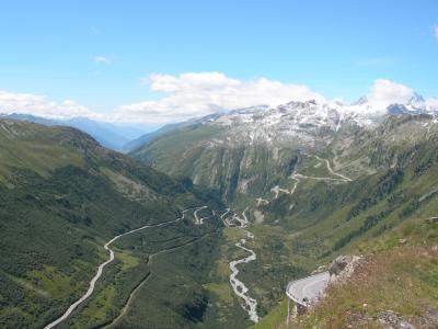 絶景を見に行こう！レンタカーでめぐるスイス・フランス・イタリア　①峠越え