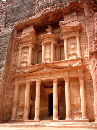 地球一周の船旅 Vol.7 映画「インディ・ジョーンズ/最後の聖戦」の撮影地 ヨルダン 世界遺産「ペトラ遺跡」