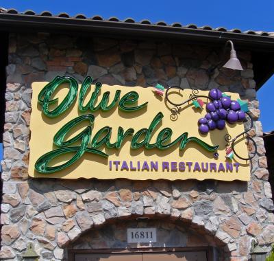 ２０１７　ハンティングトン　ビーチ　食べある記：　オリーブ　ガーデン　　Olive Garden