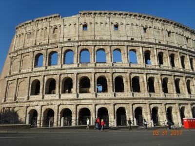 アリタリアで行く気軽なイタリア８日間ツアー　１日目