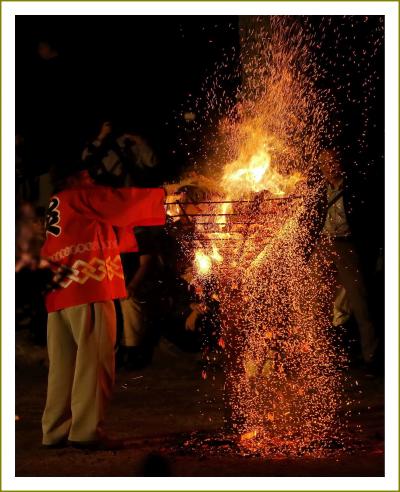 Solitary Journey［1814］古式豊かな一大絵巻！神が楽しみ、舞人が楽しみ、見る人が楽しむ＜乙九日祭り炎の祭典＞広島県北広島町