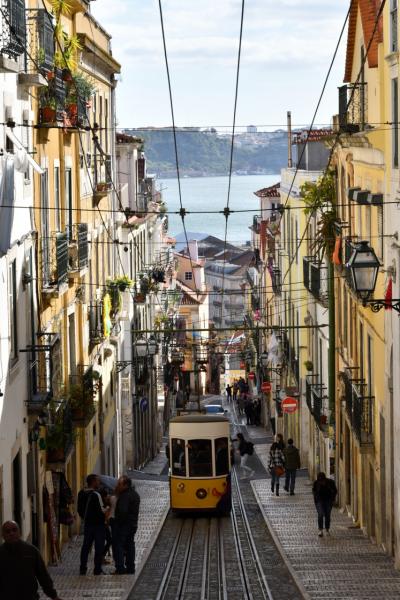 ユーラシア大陸最西端の国ポルトガルと初めに少し2回目のスペイン1人旅 その12：リスボン編① 7つの丘の街と呼ばれる起伏に富んだヨーロッパ最西端の首都