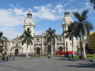 ペルー　「行った所・見た所」　リマ(サンマルティン広場からアルマス広場に）