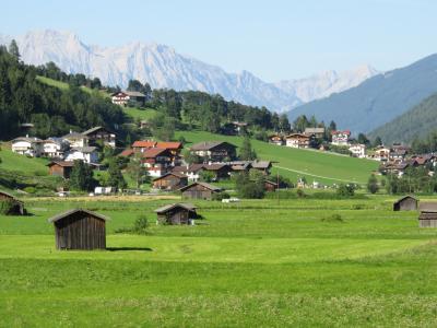 オーストリア　チロル州　シュトゥバイタールの旅　ノイシュティフト村歩き　　2017年【7】
