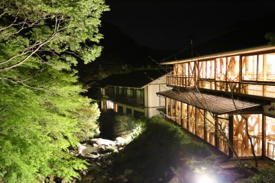 嬉野温泉椎葉山荘へ