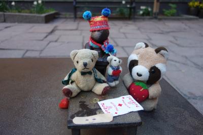 ☆やさしさに包まれたなら☆　２０１７年ＧＷ　ストックホルム街歩き　1１　（アイアン・ボーイとお友達！　朝の散歩）