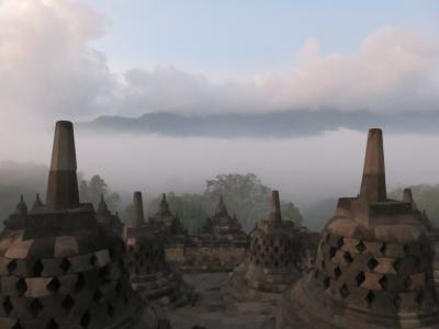 初のインドネシア観光（２）　ボロブドゥール遺跡、ジョグジャカルタ市内観光