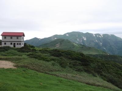 梅雨の朝日連峰