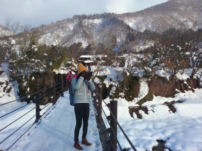 桜子蘭子の「クラブツーリズムで行く雪景色の白川郷＆飛騨高山と妻籠宿バスツアー」